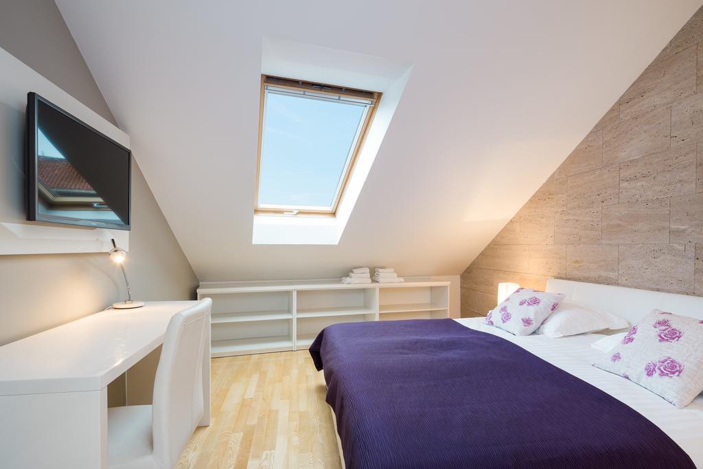 Laura Lux Penzion 4*